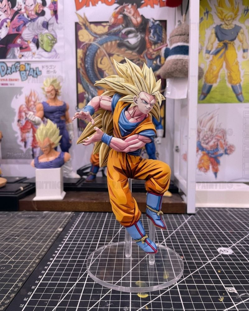 Anime Style Dragon Ball Super Saiyan 3 Son Goku Figure Repaint