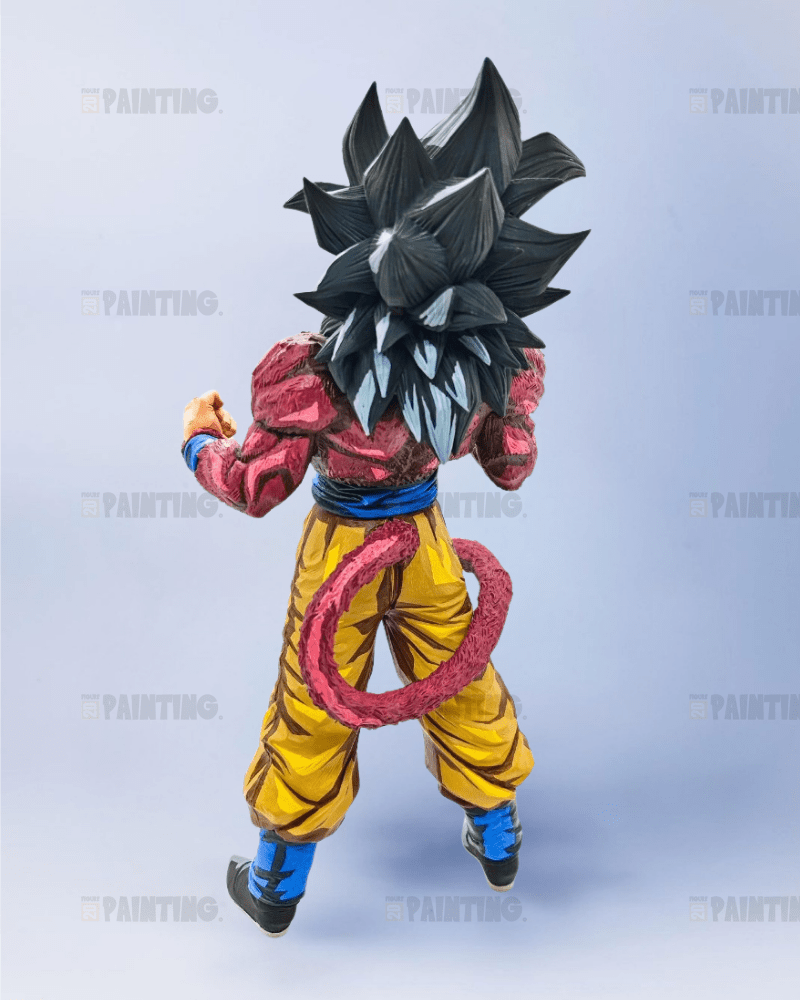 Dragon Ball GT Super Saiyan 4 Son Goku Figure