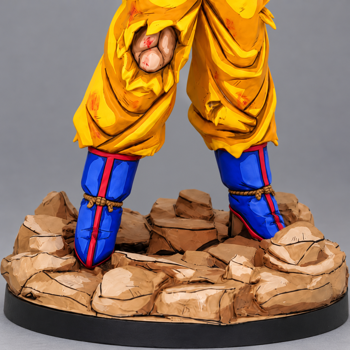 Super Saiyan 3 Son Goku Anime Figure Repaint — feet and base