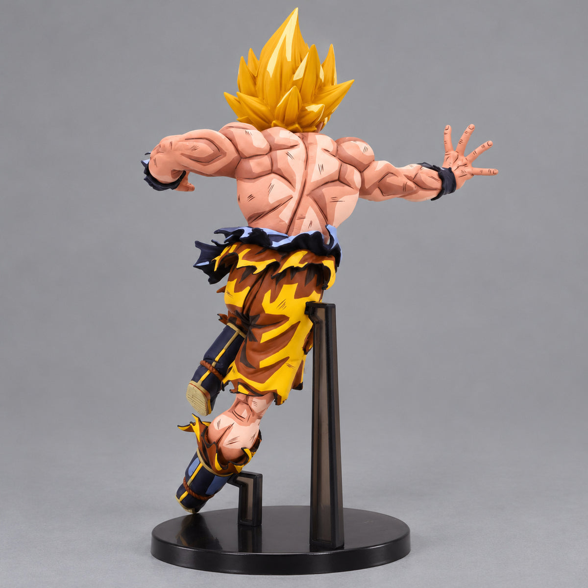 Dragon Ball Son Goku Tenkaichi Budokai Figure Repaint — Actual rear view