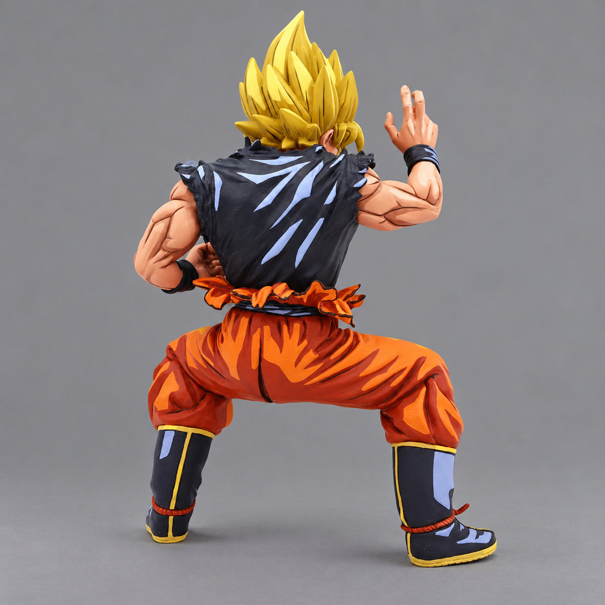 Manga Colour Super Saiyan Son Goku Figure Repaint — Photographed rear view