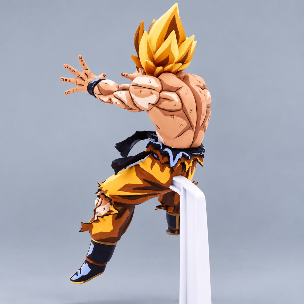 Dragon Ball Super Saiyan Son Goku 2D Figure Repaint — Photographed rear or alternate view