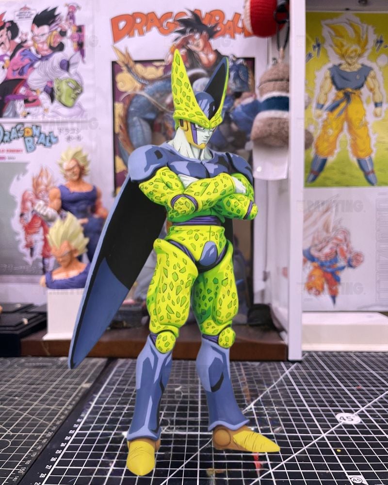 2D Anime Colour Dragon Ball Perfect Cell Anime Figure Repaint