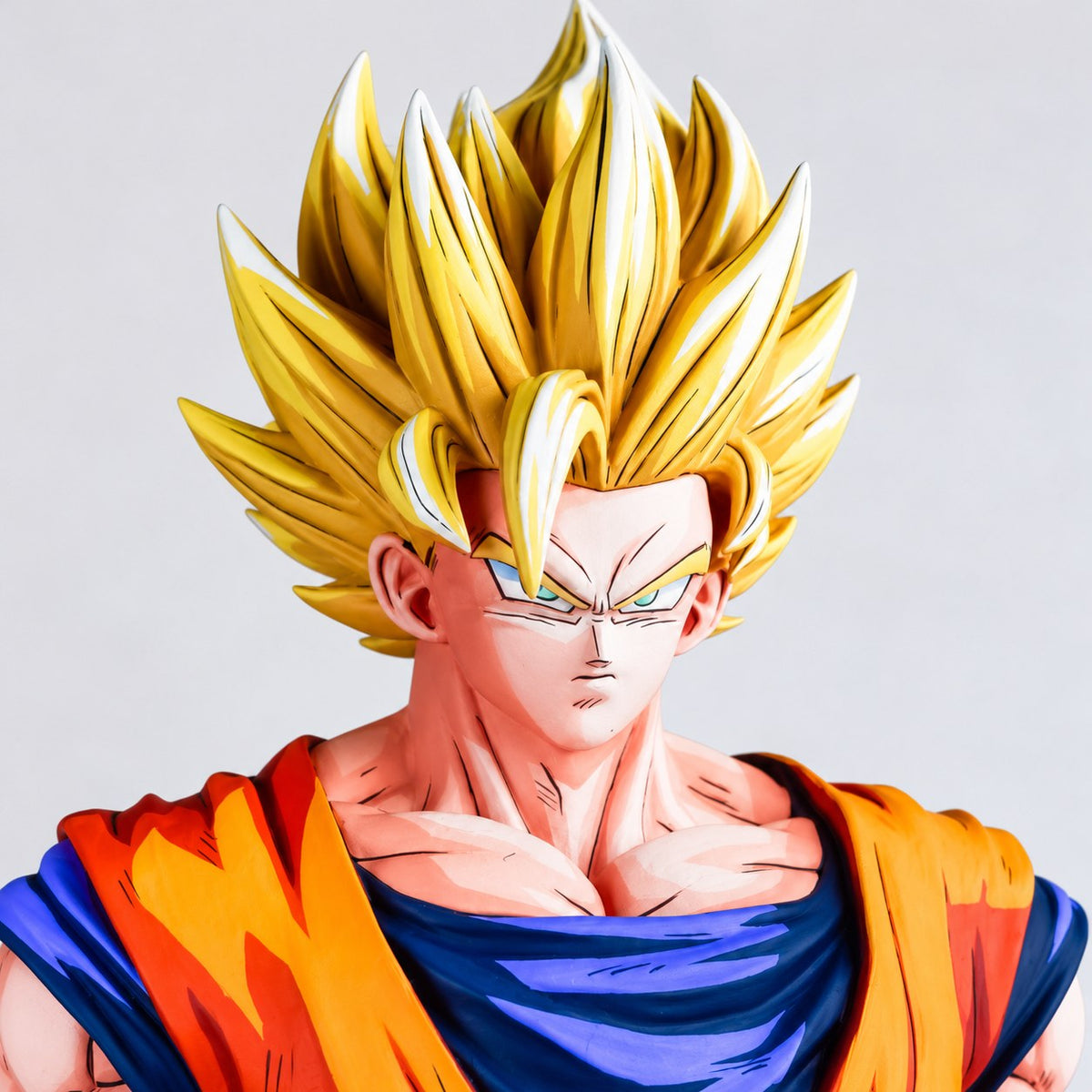 Dragon Ball Super Saiyan 2 Son Goku Figure Repaint — 31 cm Standing Pose — head detail