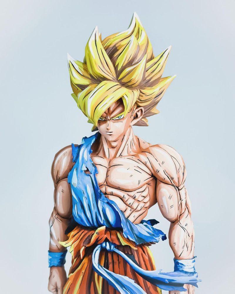 30CM Dragon Ball Z Son Goku SSJ Repaint - 2D Figure Painting