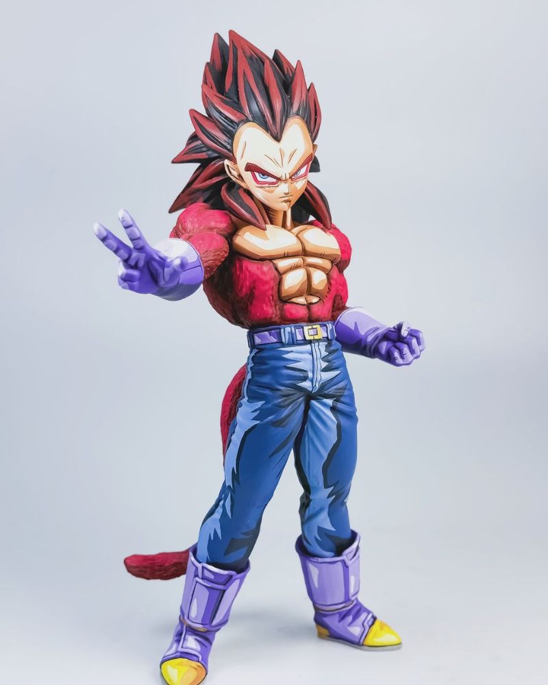 31CM Dragon Ball Z Vegeta SSJ4 Figure Repaint