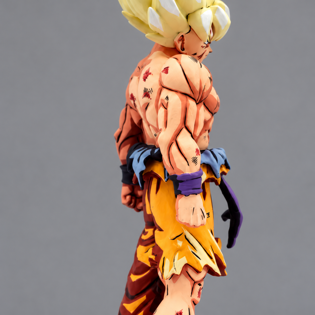 Dragon Ball Z Son Goku Anime Figure Repaint — torso and hands