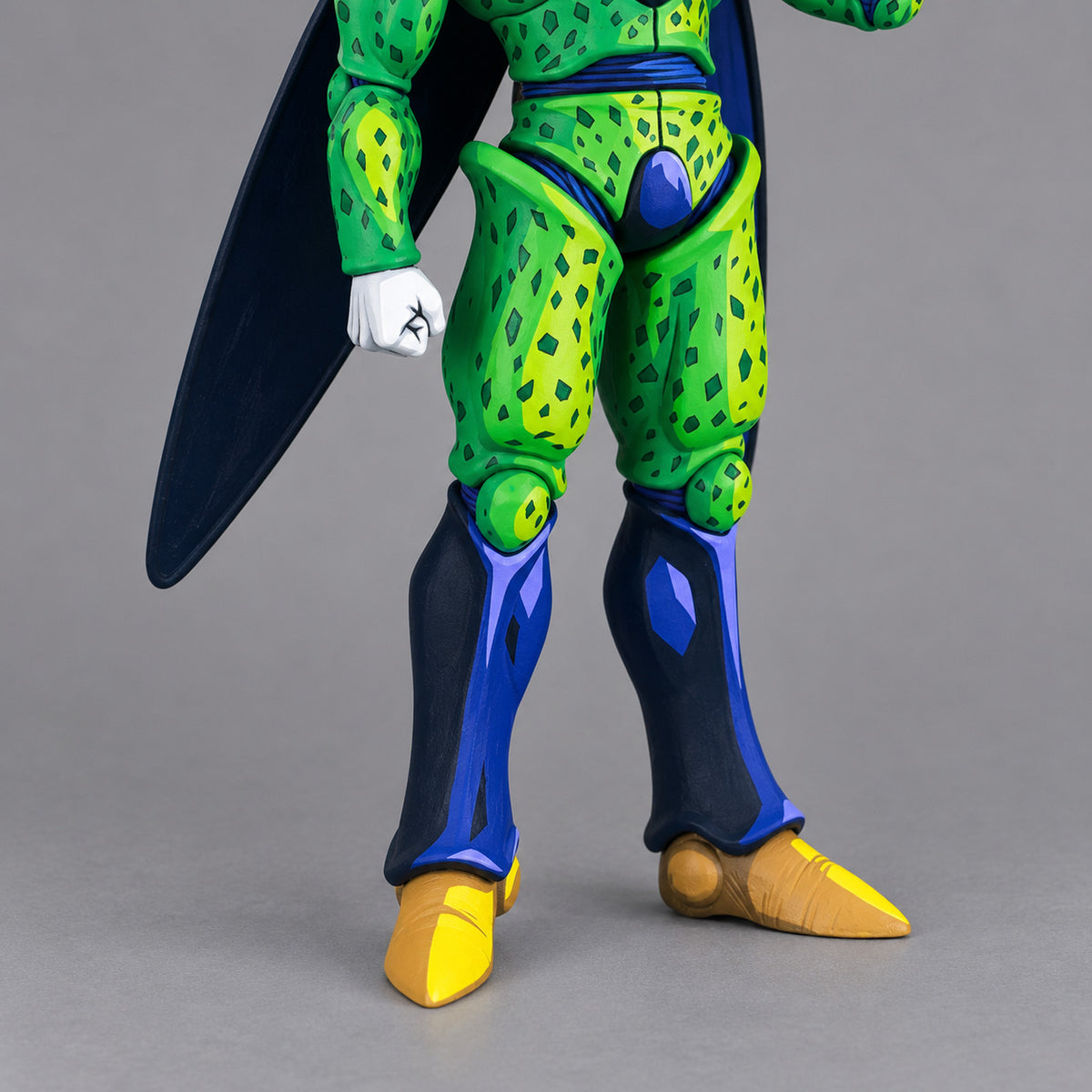 Dragon Ball Masterlise Perfect Cell Figure Repaint — different angle