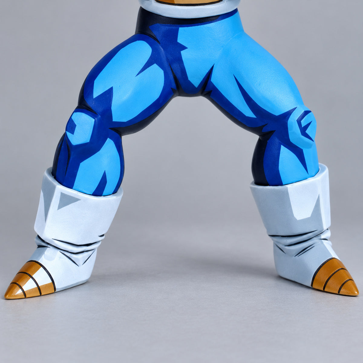 Dragon Ball Super Saiyan Son Gohan Figure Repaint — 15 cm Armoured Version — Boots and lower legs detail