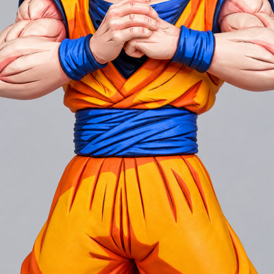 Dragon Ball Super Saiyan Son Goku Figure Repaint — Front-Facing Pose — Waist sash beneath clasped hands
