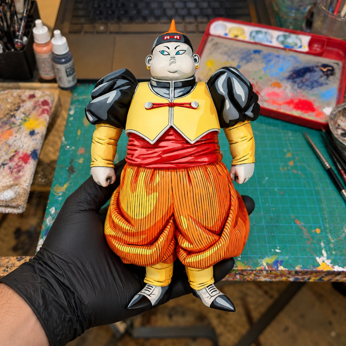 Manga Colour Dragon Ball Android 19 Figure Repaint — workshop view