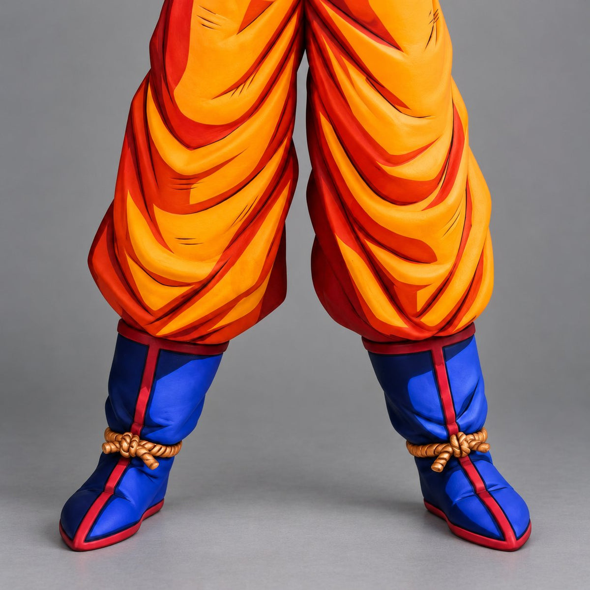 Dragon Ball Super Saiyan 2 Son Goku Figure Repaint — 31 cm Standing Pose — lower figure detail