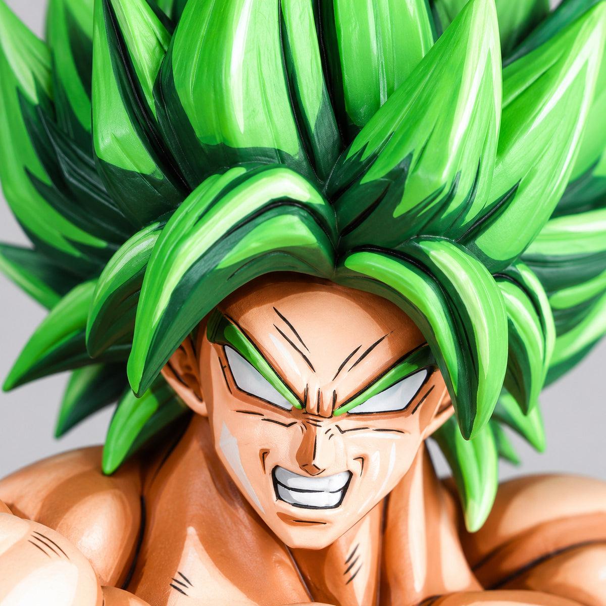 Full Power Super Saiyan Broly 2D painted collectible, head and painted linework detail