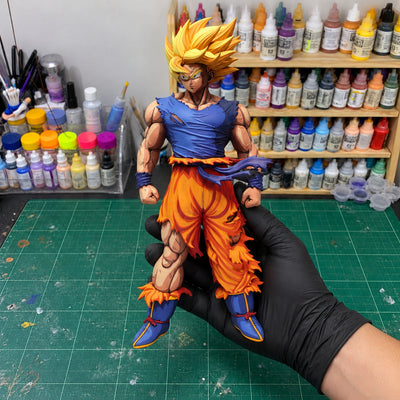 Super Saiyan Son Goku Repaint 2D Comic Colour Figure — workshop view