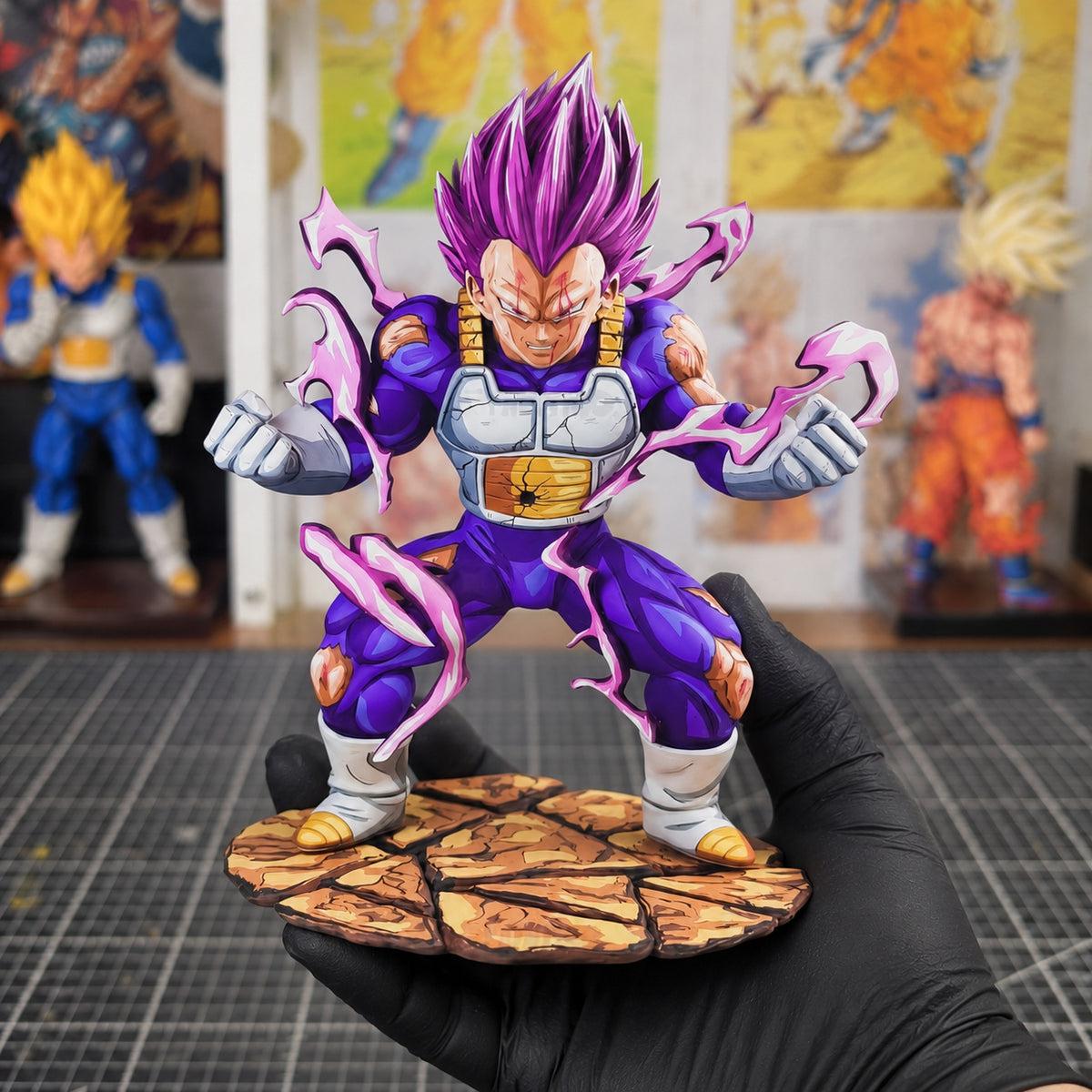 Limited Edition Manga Colour Vegeta Ultra Ego Figure Repaint — workshop view