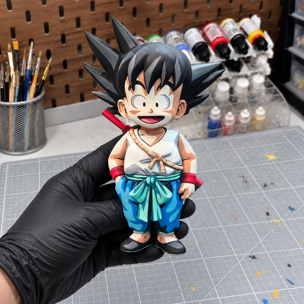 Anime Figure Dragon Ball Z Kid Son Goku Repaint — workshop view