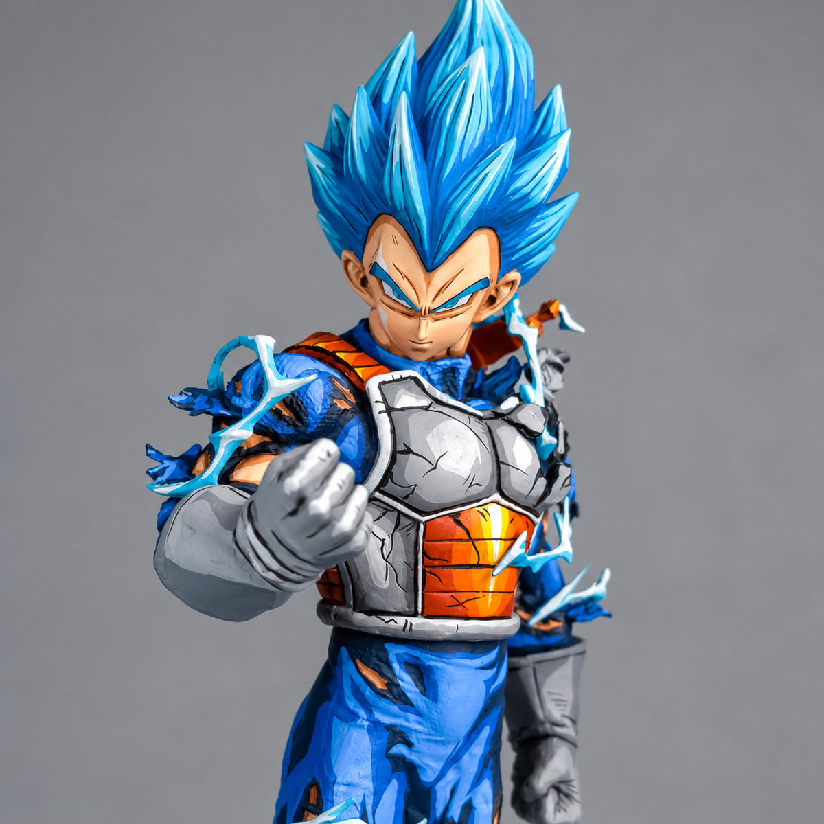 Hand-Painted Dragon Ball Super Saiyan Blue Vegeta Figure Repaint — body detail
